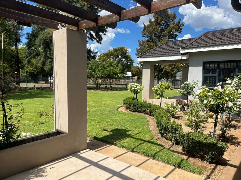 4 Bedroom Property for Sale in Wolmaransstad North West